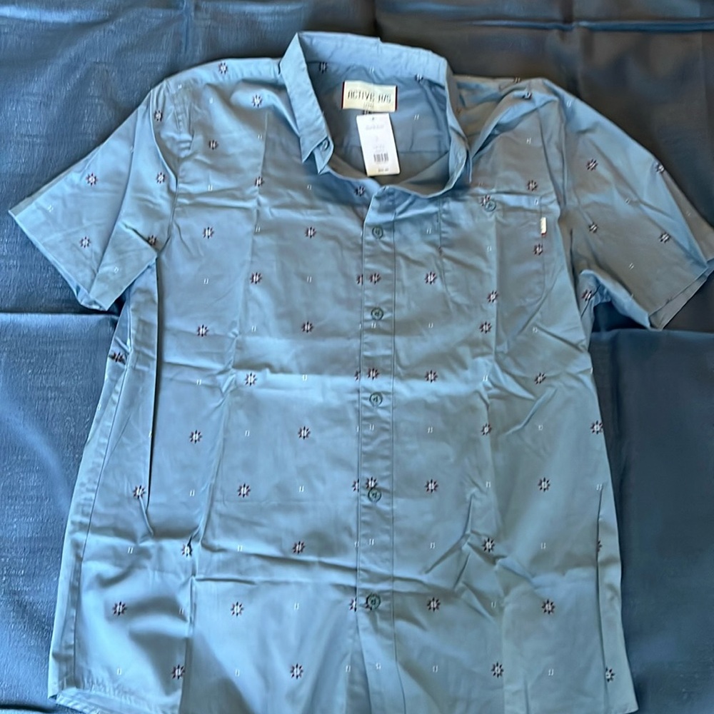 Brand new with tags Active shirt, size large